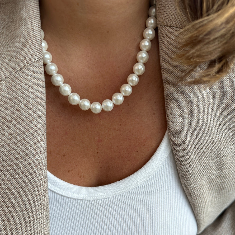 COLLIER - CHRISTINE